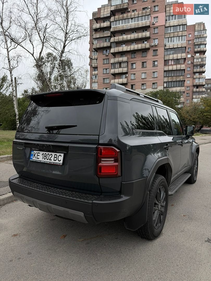 Toyota Land Cruiser Prado 2025 VIN JTEAR3AJ20K034718 фото оголошення 4 з 19