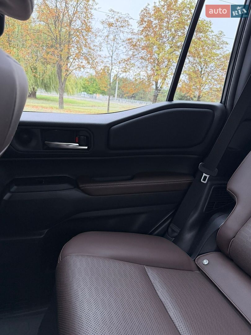 Toyota Land Cruiser Prado 2025 VIN JTEAR3AJ20K034718 фото оголошення 5 з 19