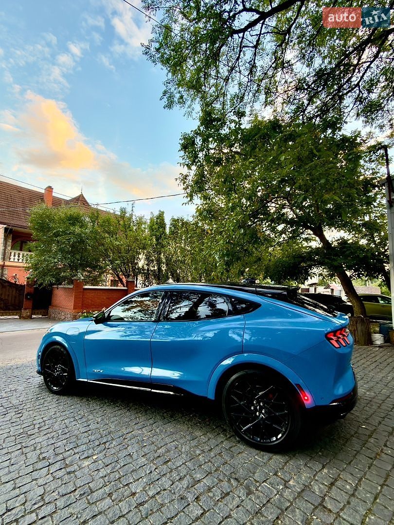 Ford Mustang Mach-E 2023 VIN 3FMTK4SX8PMA45232 фото оголошення 11 з 37