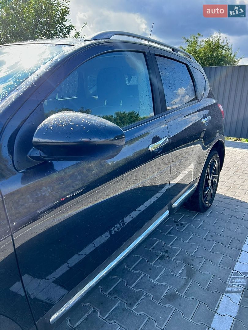 Nissan Qashqai 2011 VIN SJNFCAJ10U2371456 фото оголошення 17 з 139