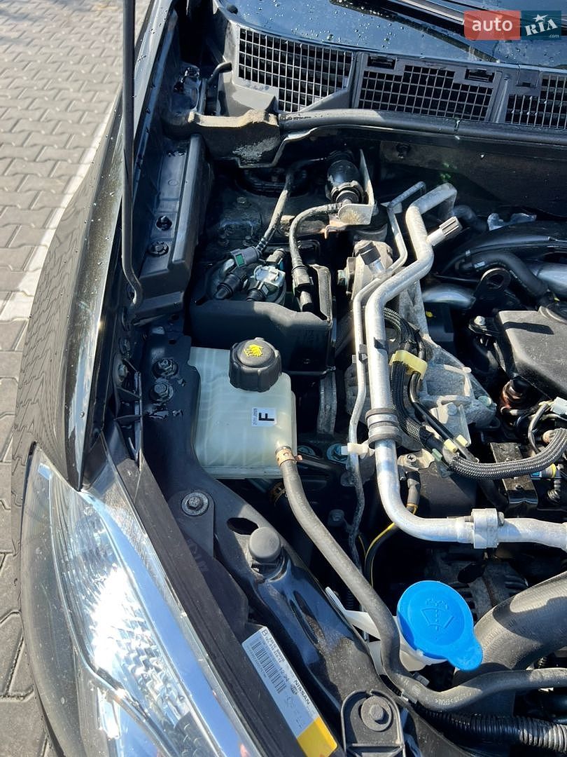 Nissan Qashqai 2011 VIN SJNFCAJ10U2371456 фото оголошення 34 з 139