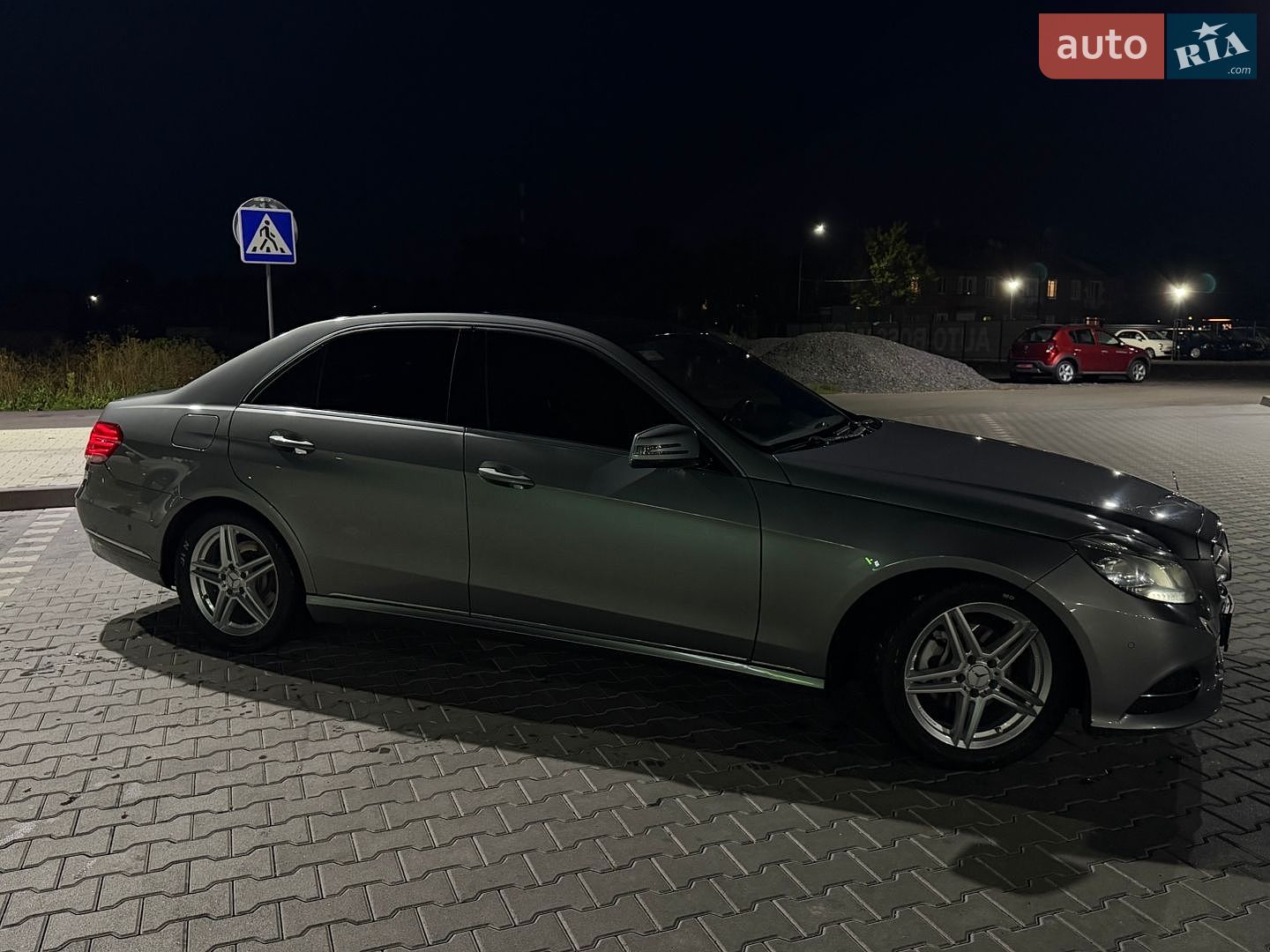 Mercedes-Benz E-Class 2014 VIN WDD2120051B001471 фото оголошення 4 з 19