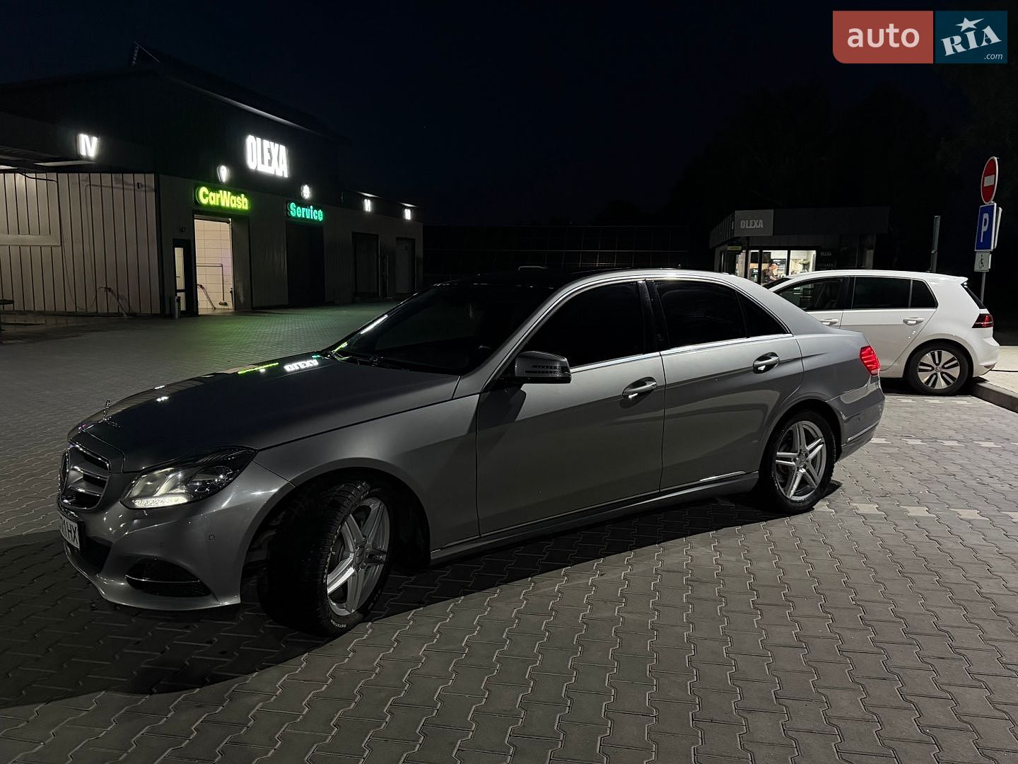 Mercedes-Benz E-Class 2014 VIN WDD2120051B001471 фото оголошення 10 з 19