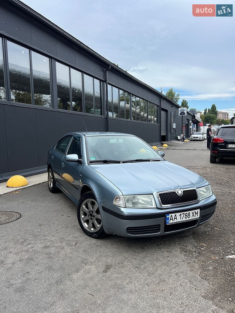 Skoda Octavia 2003 VIN TMBCX41U632797123 фото оголошення 2 з 17