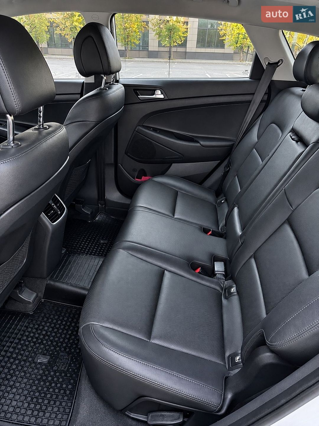 Hyundai Tucson 2016 VIN TMAJ381ADHJ225175 фото оголошення 12 з 22