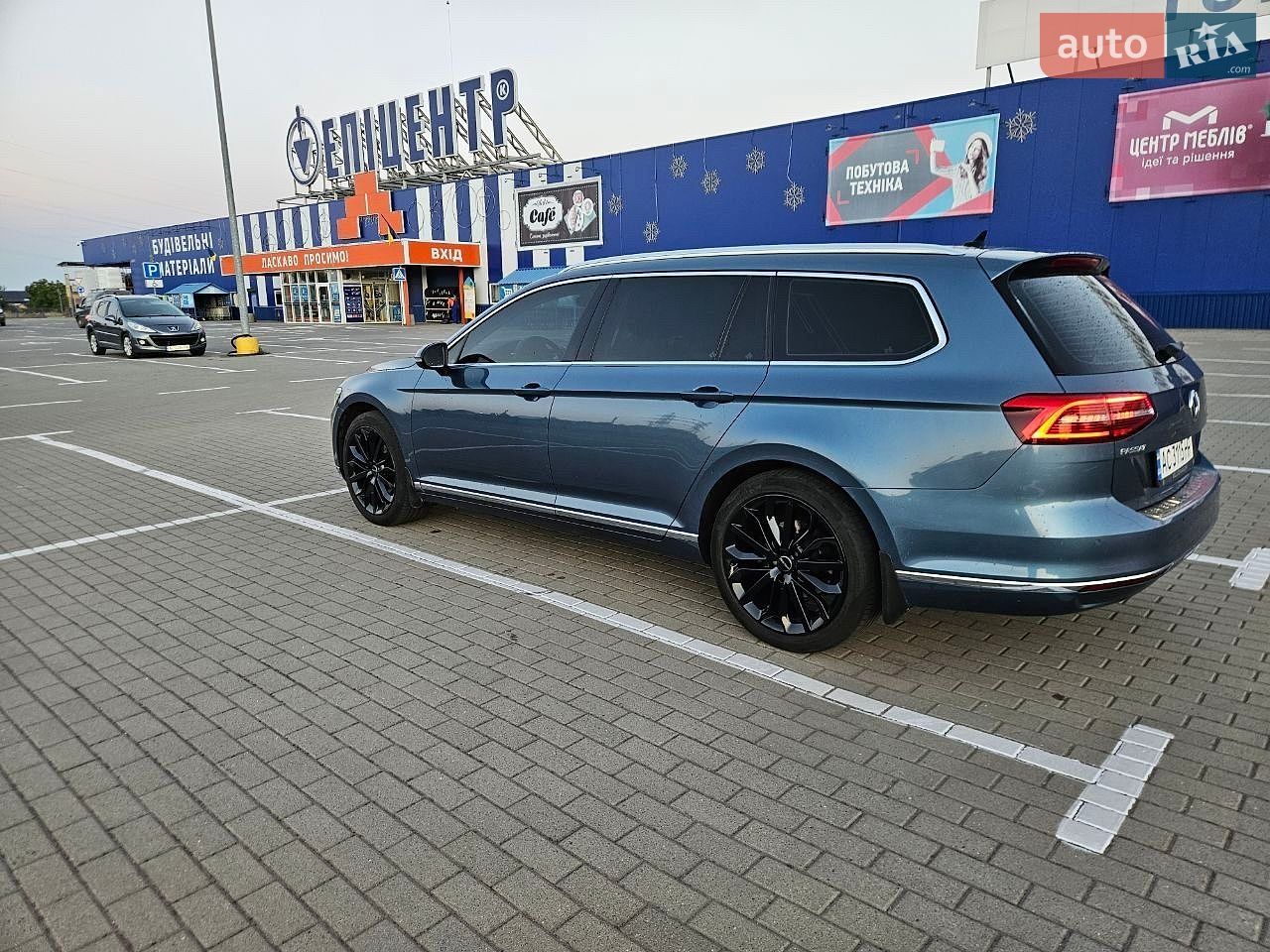 Volkswagen Passat 2017 VIN WVWZZZ3CZJE071208 фото оголошення 14 з 25