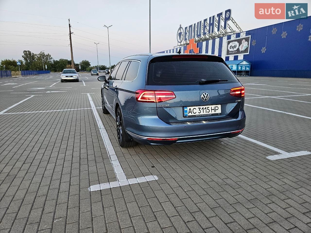 Volkswagen Passat 2017 VIN WVWZZZ3CZJE071208 фото оголошення 18 з 25