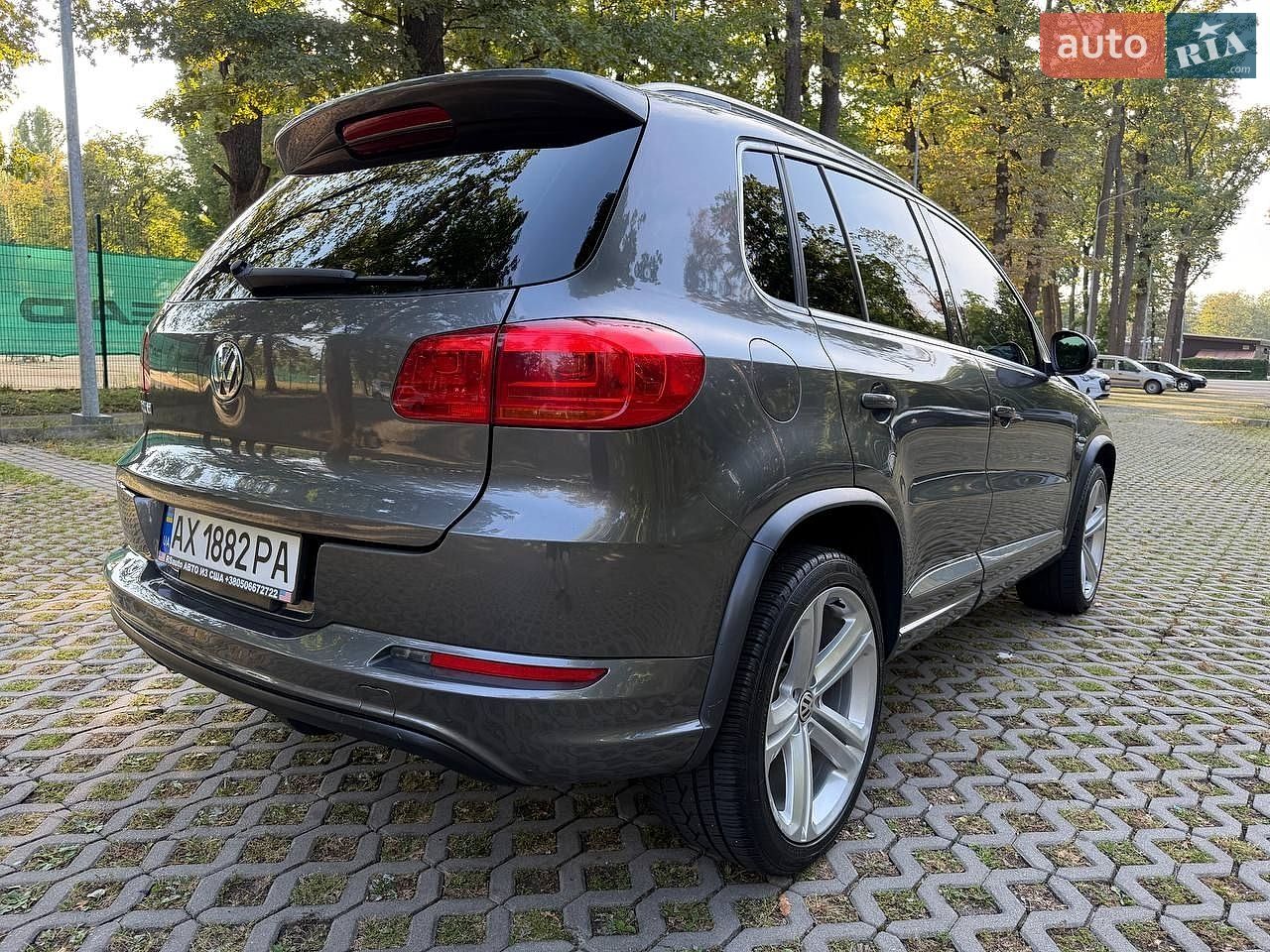 Volkswagen Tiguan 2015 VIN WVGAV7AX4GW559726 фото оголошення 6 з 27