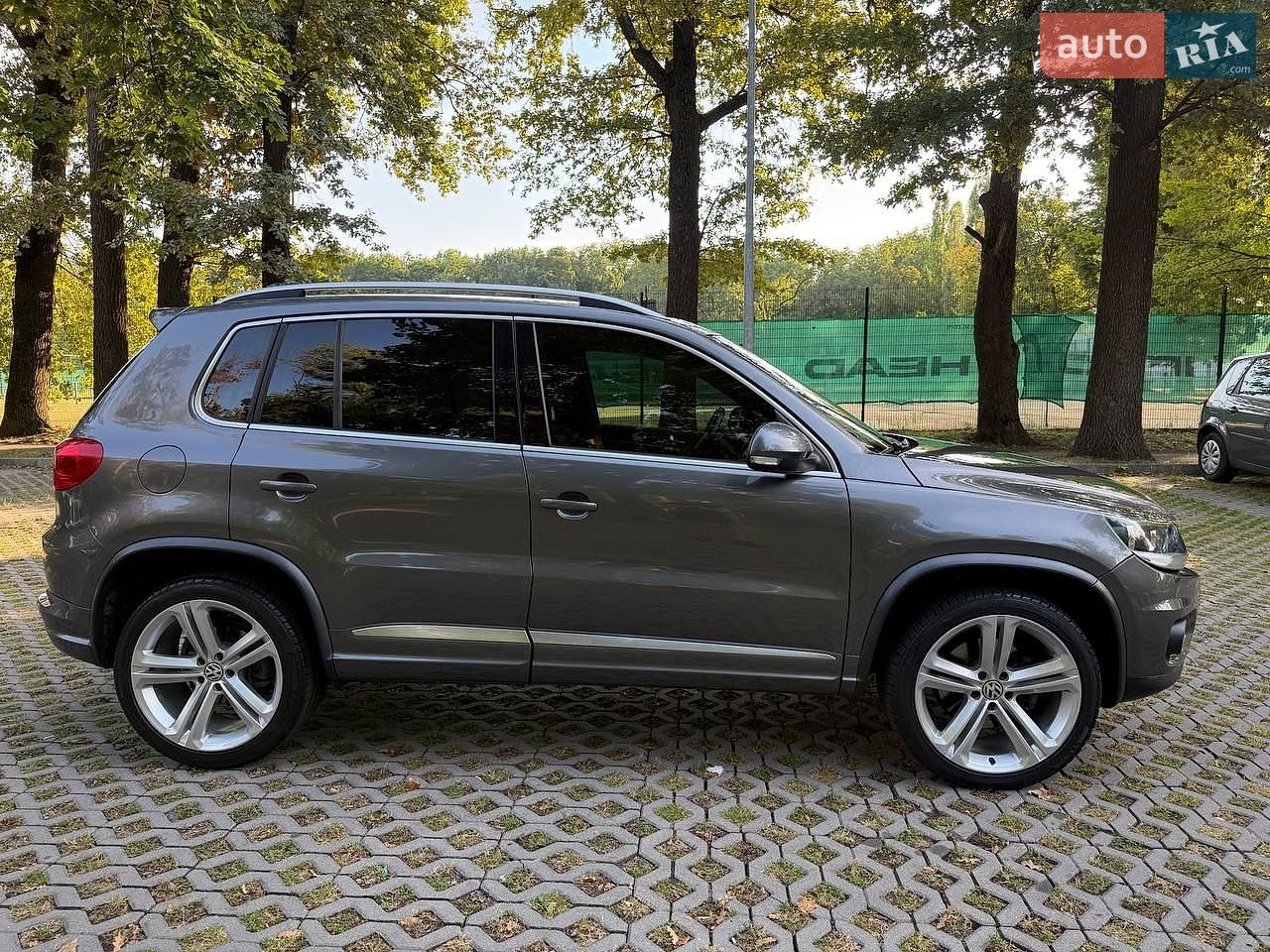 Volkswagen Tiguan 2015 VIN WVGAV7AX4GW559726 фото оголошення 4 з 27