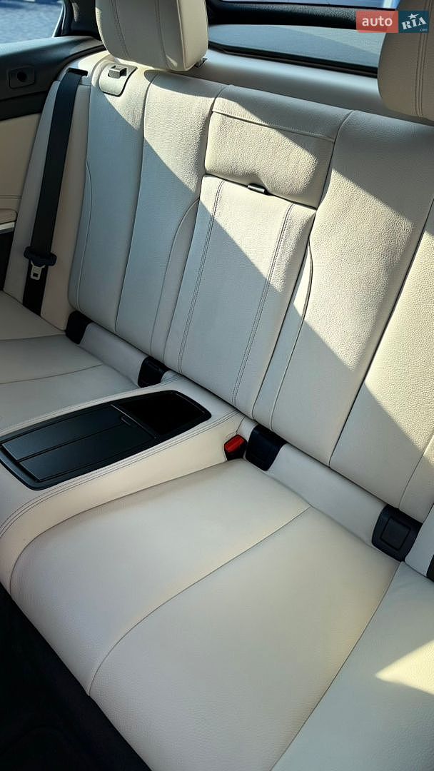 BMW 4 Series 2018 VIN WBA4Z3C55KEF31670 фото оголошення 10 з 15