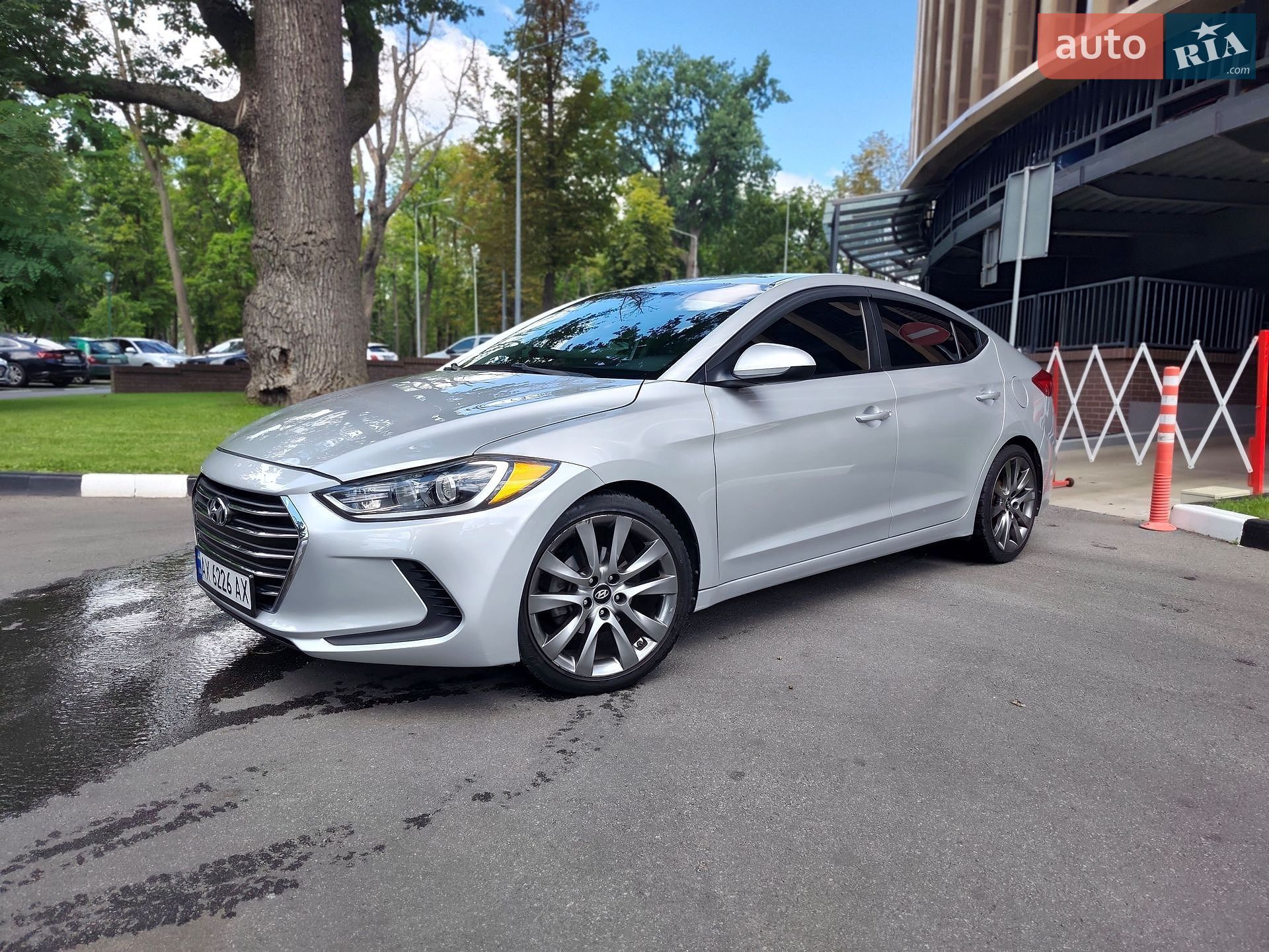Hyundai Elantra 2016 VIN 5NPD84LF1HH034450 фото оголошення 13 з 17
