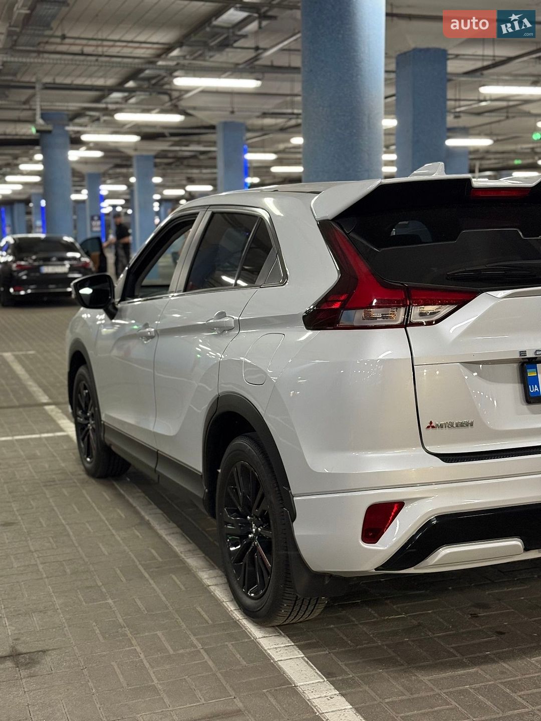 Mitsubishi Eclipse Cross 2022 VIN JA4ATVAA8PZ001364 фото оголошення 8 з 13