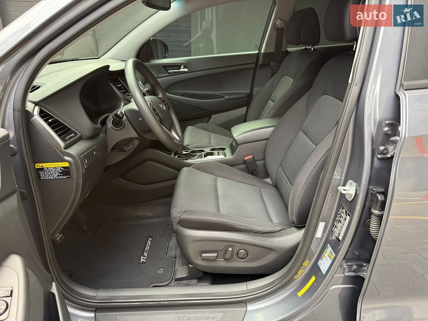 Hyundai Tucson 2016 VIN KM8J3CA4XGU176406 фото оголошення 23 з 79