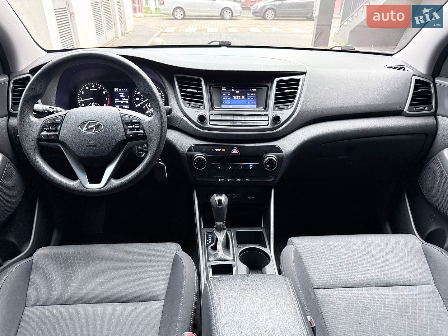 Hyundai Tucson 2016 VIN KM8J3CA4XGU176406 фото оголошення 29 з 79