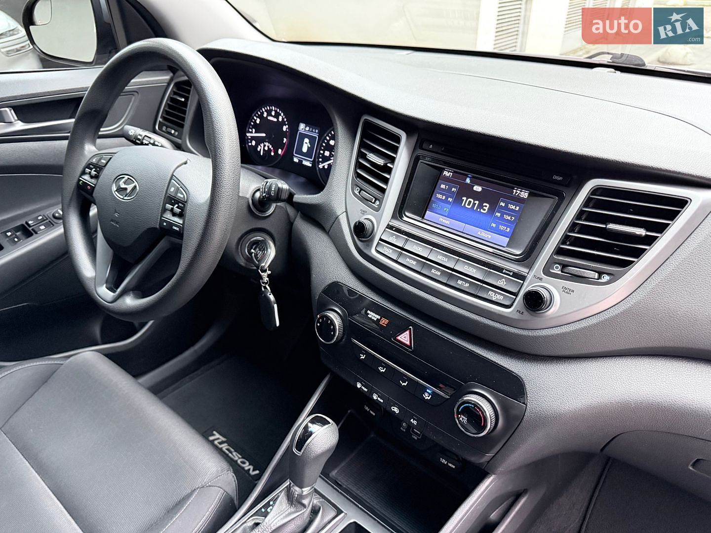 Hyundai Tucson 2016 VIN KM8J3CA4XGU176406 фото оголошення 50 з 79