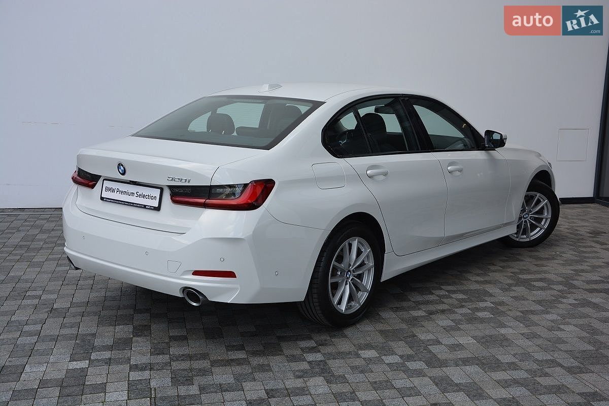BMW 3 Series 2025 VIN WBA51FF0X0FU52576 фото оголошення 3 з 11