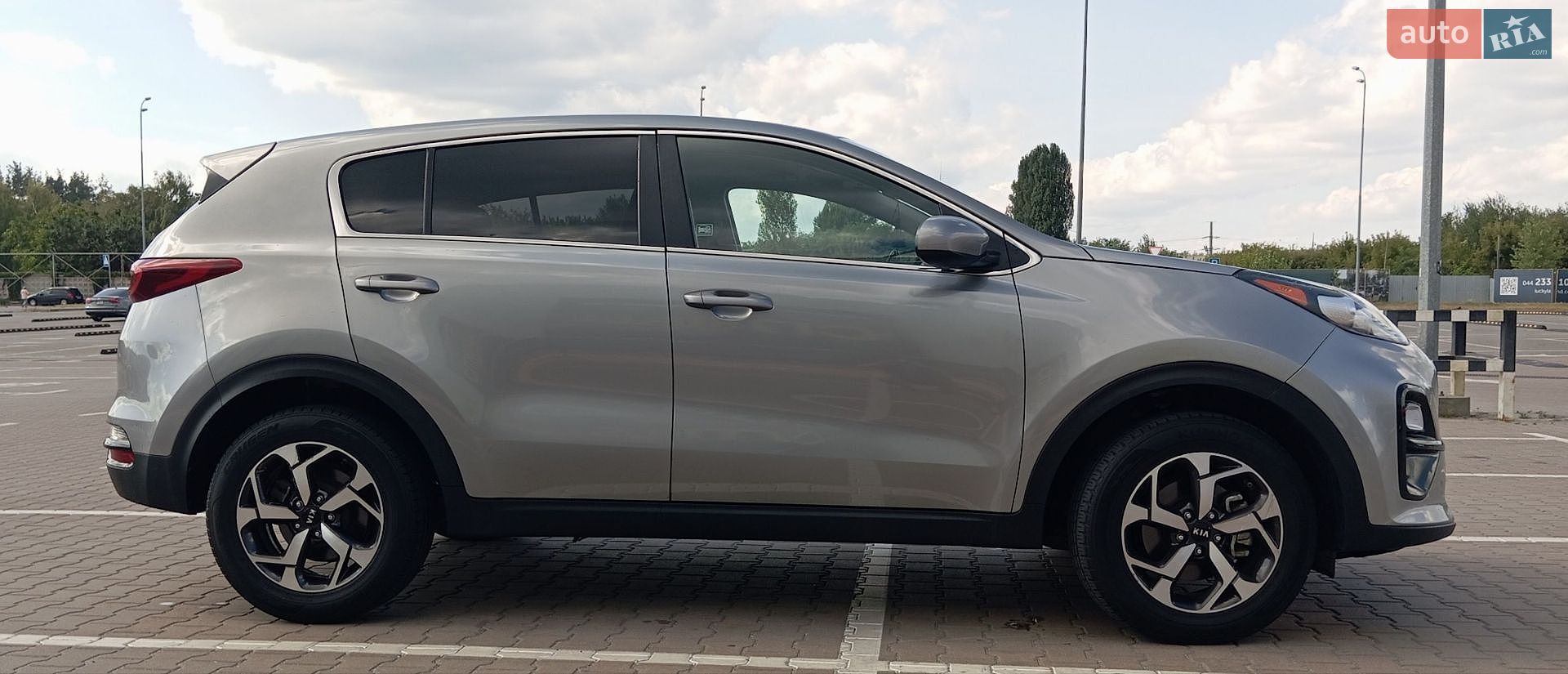 Kia Sportage 2020 VIN KNDPM3AC4M7842849 фото оголошення 3 з 38