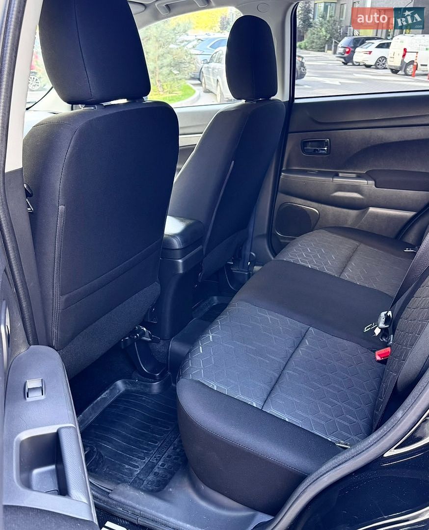 Mitsubishi RVR 2021 VIN JA4AHUAU7MU606314 фото оголошення 13 з 15