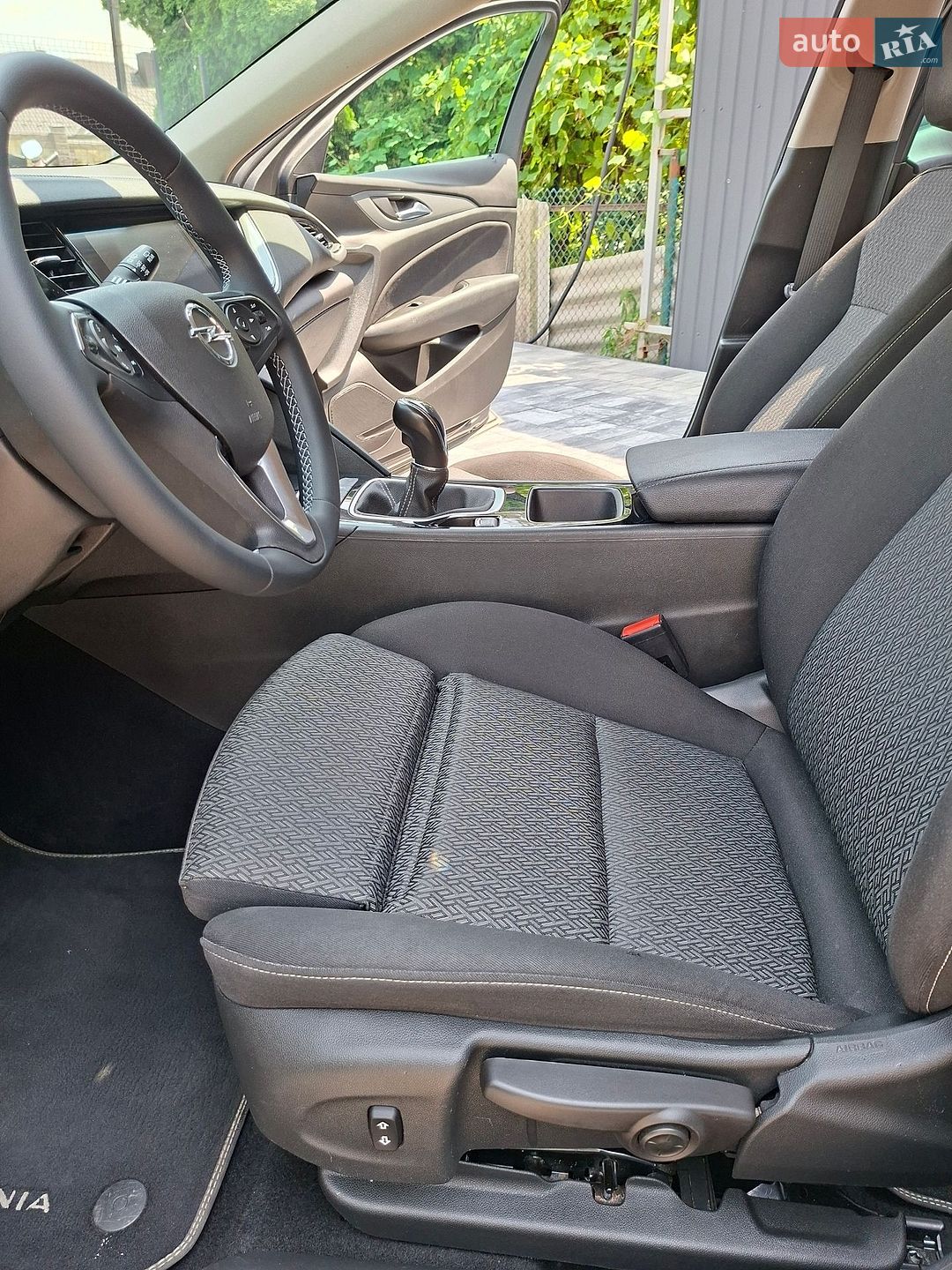 Opel Insignia 2019 VIN W0VZM8EG3K1059238 фото оголошення 14 з 28