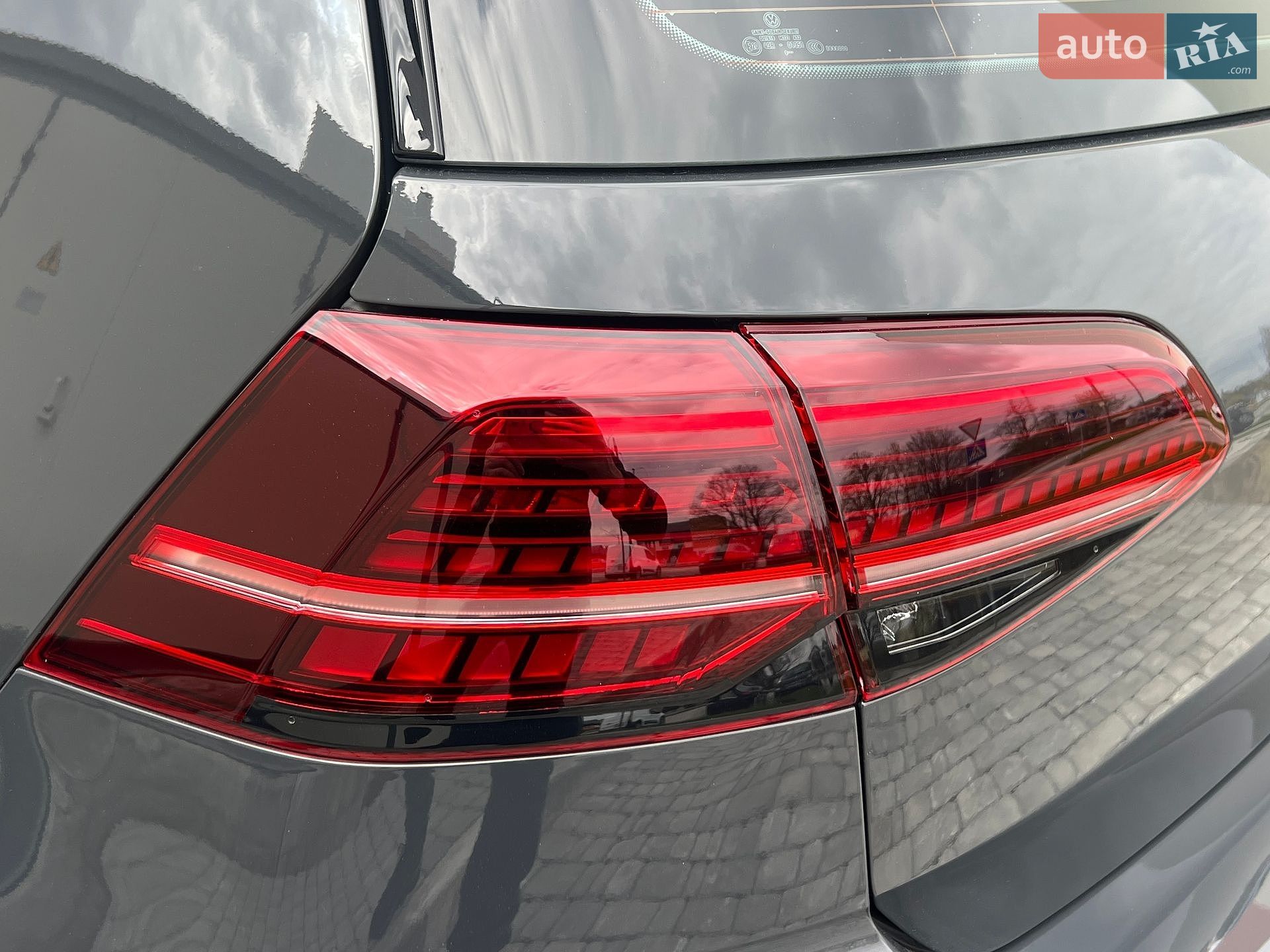 Volkswagen e-Golf 2020 VIN WVWZZZAUZL8921144 фото оголошення 11 з 25
