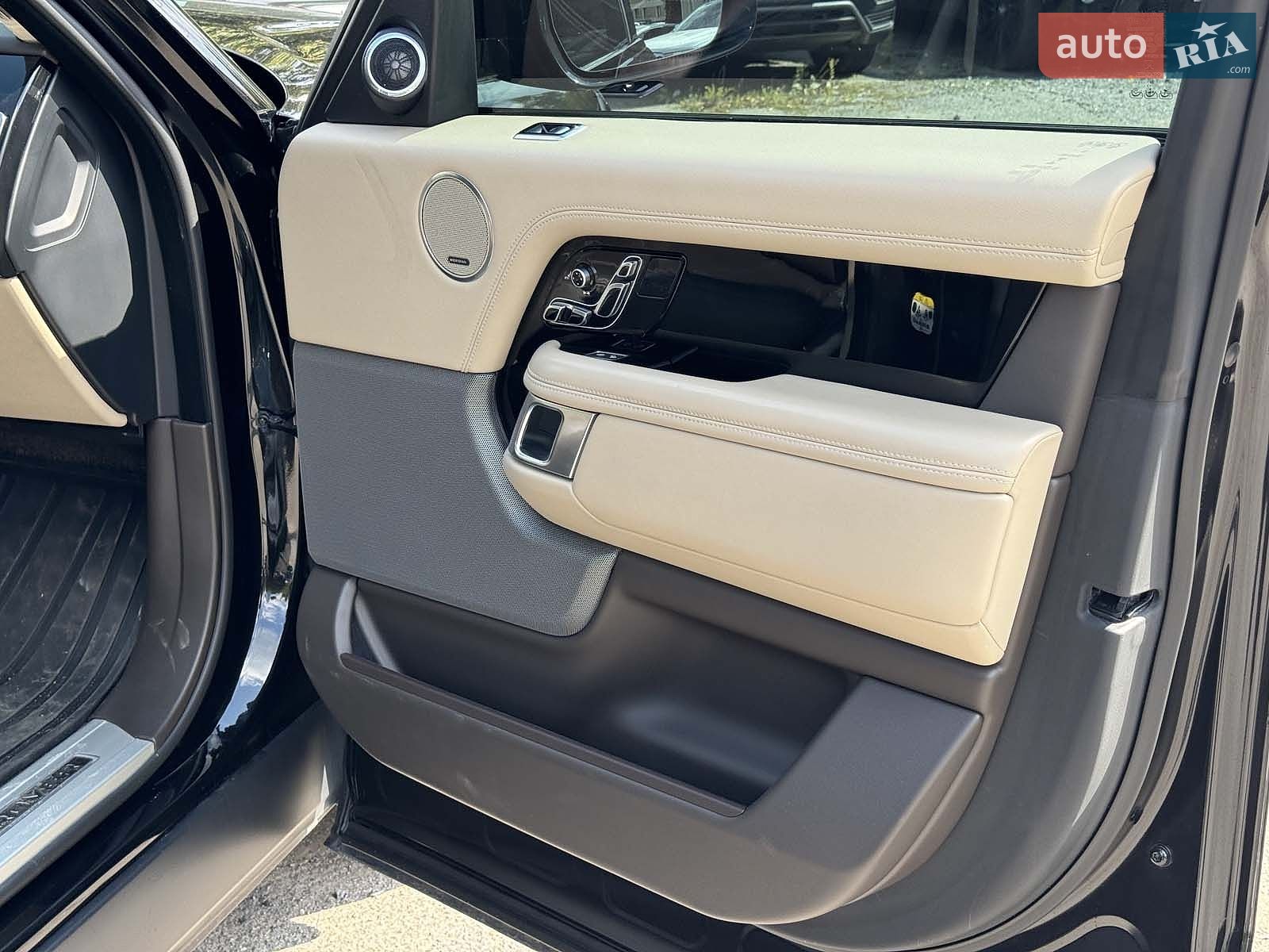 Land Rover Range Rover 2020 VIN SALGA2BW6MA417849 фото оголошення 33 з 46