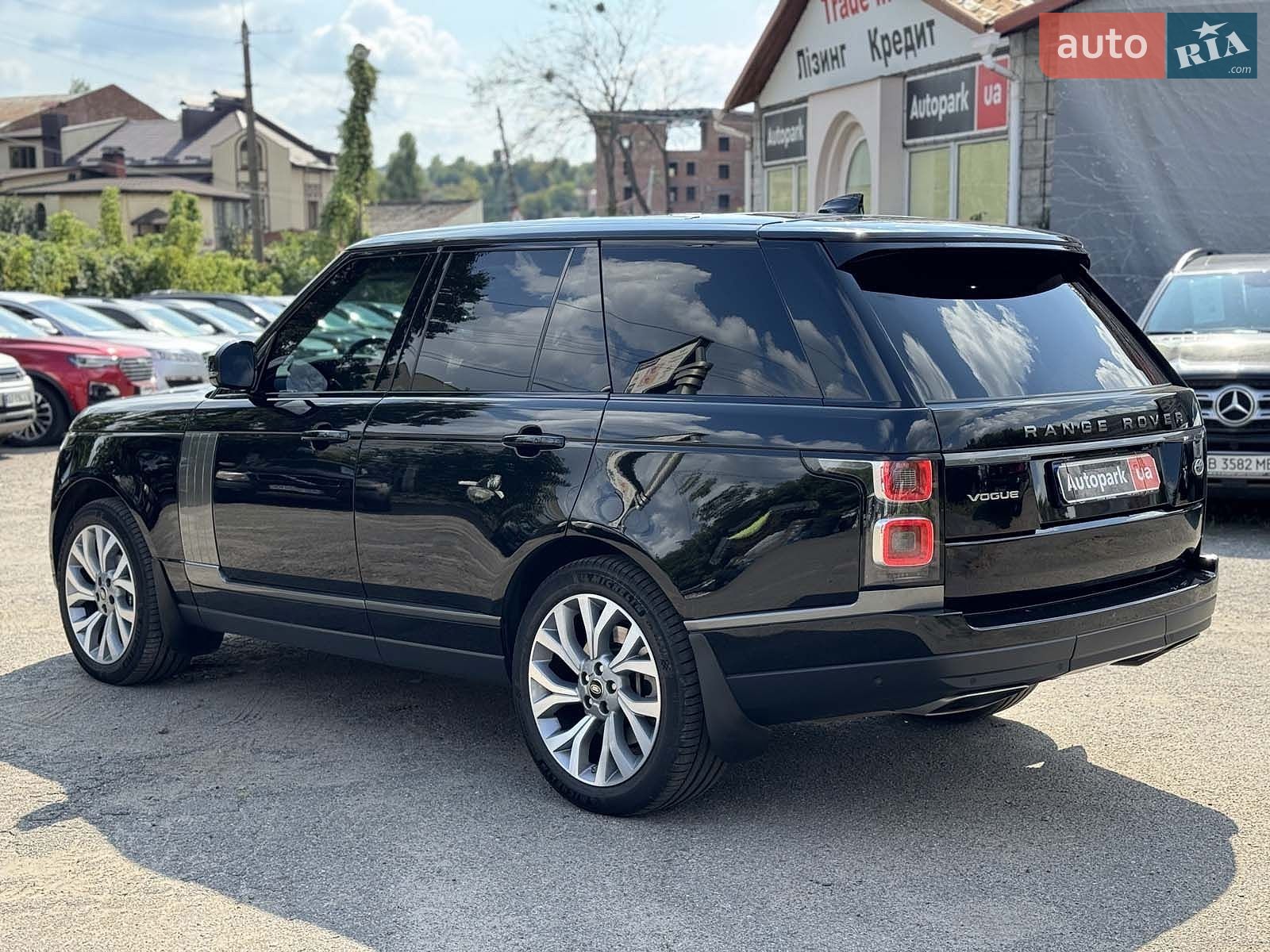 Land Rover Range Rover 2020 VIN SALGA2BW6MA417849 фото оголошення 11 з 46