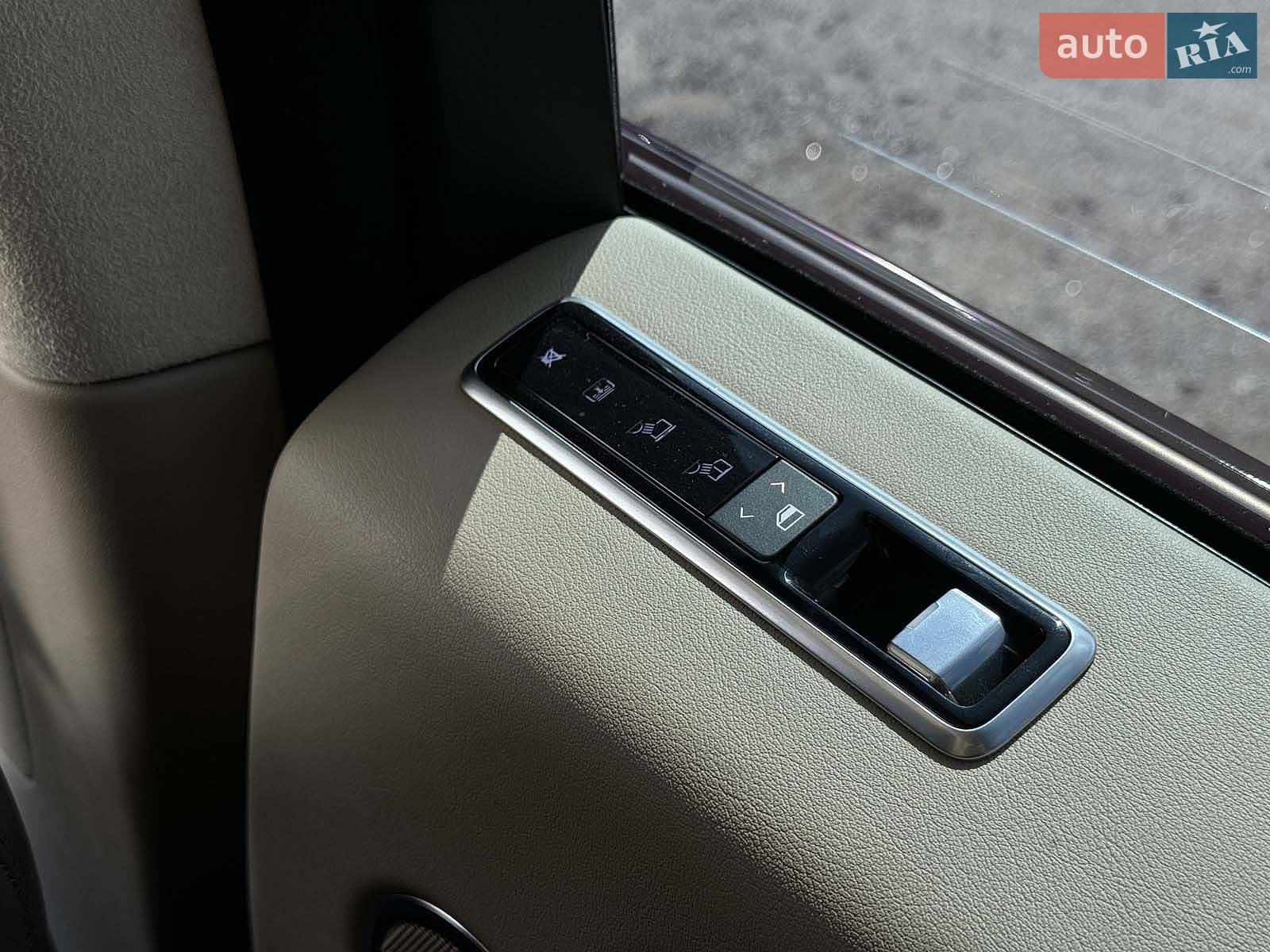 Land Rover Range Rover 2020 VIN SALGA2BW6MA417849 фото оголошення 36 з 46