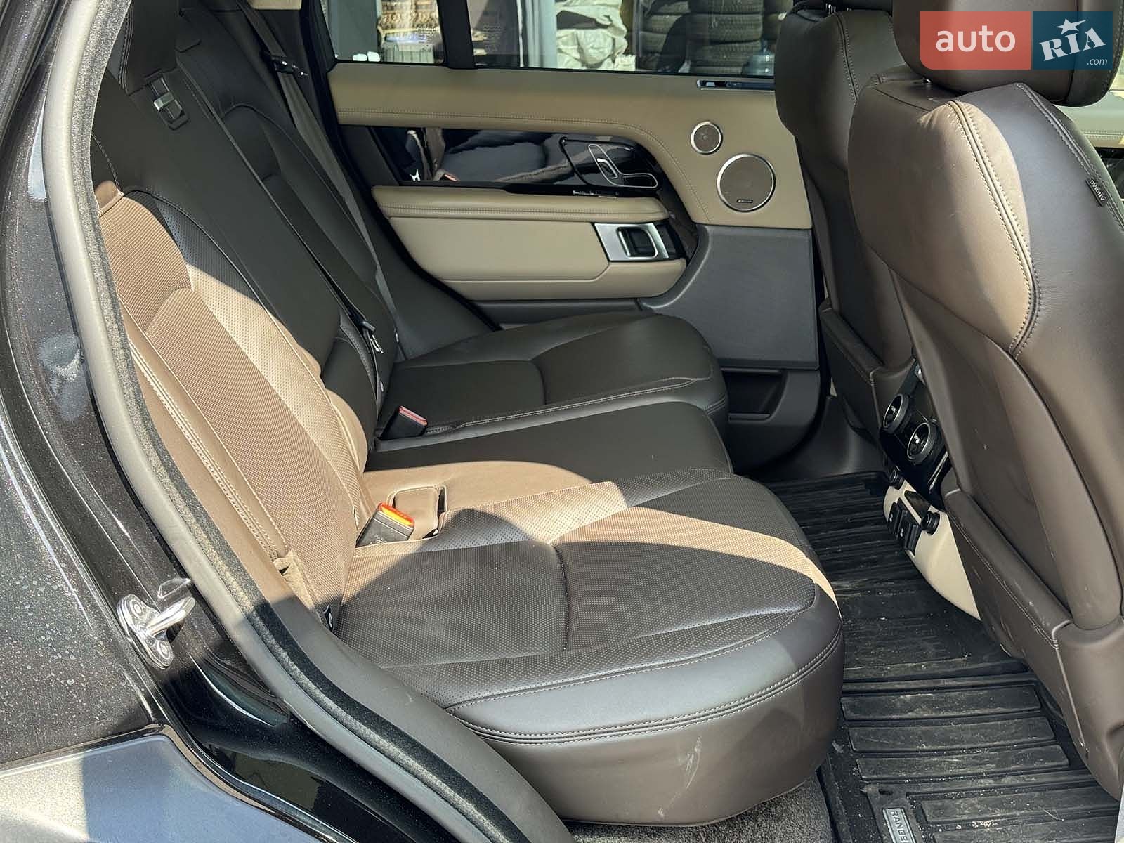 Land Rover Range Rover 2020 VIN SALGA2BW6MA417849 фото оголошення 32 з 46