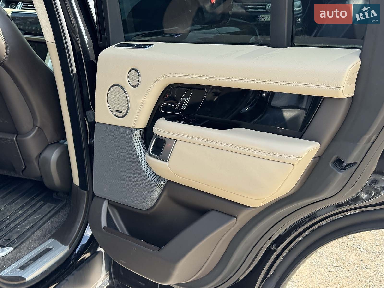 Land Rover Range Rover 2020 VIN SALGA2BW6MA417849 фото оголошення 30 з 46