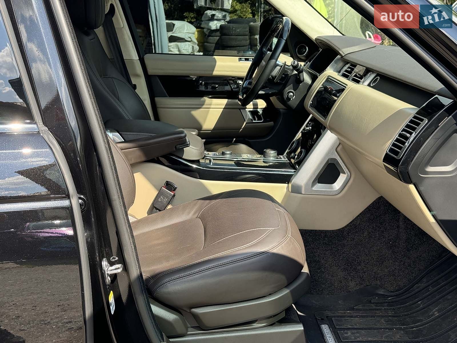 Land Rover Range Rover 2020 VIN SALGA2BW6MA417849 фото оголошення 35 з 46