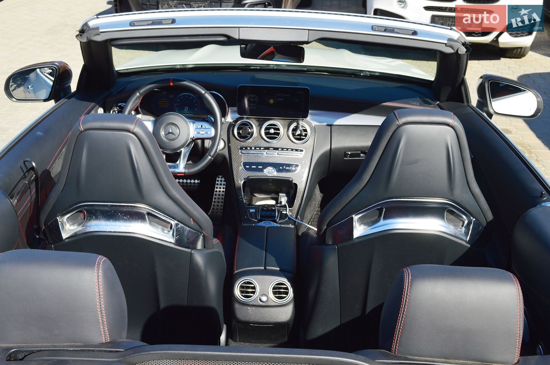 Mercedes-Benz C-Class 2018 VIN WDDWK8GB8KF848448 фото оголошення 31 з 56