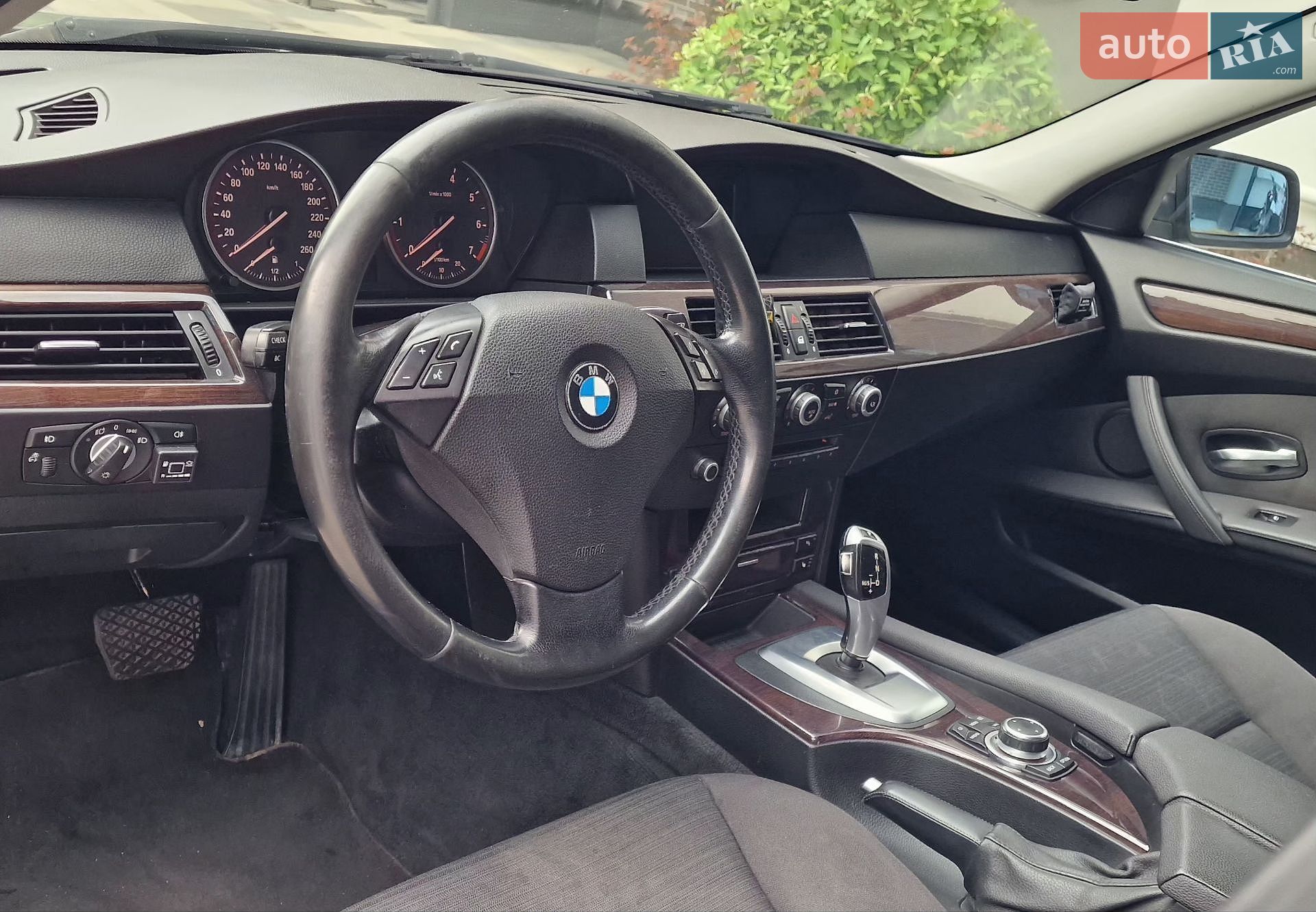 BMW 5 Series 2008 VIN WBANT11040CW02185 фото оголошення 21 з 25