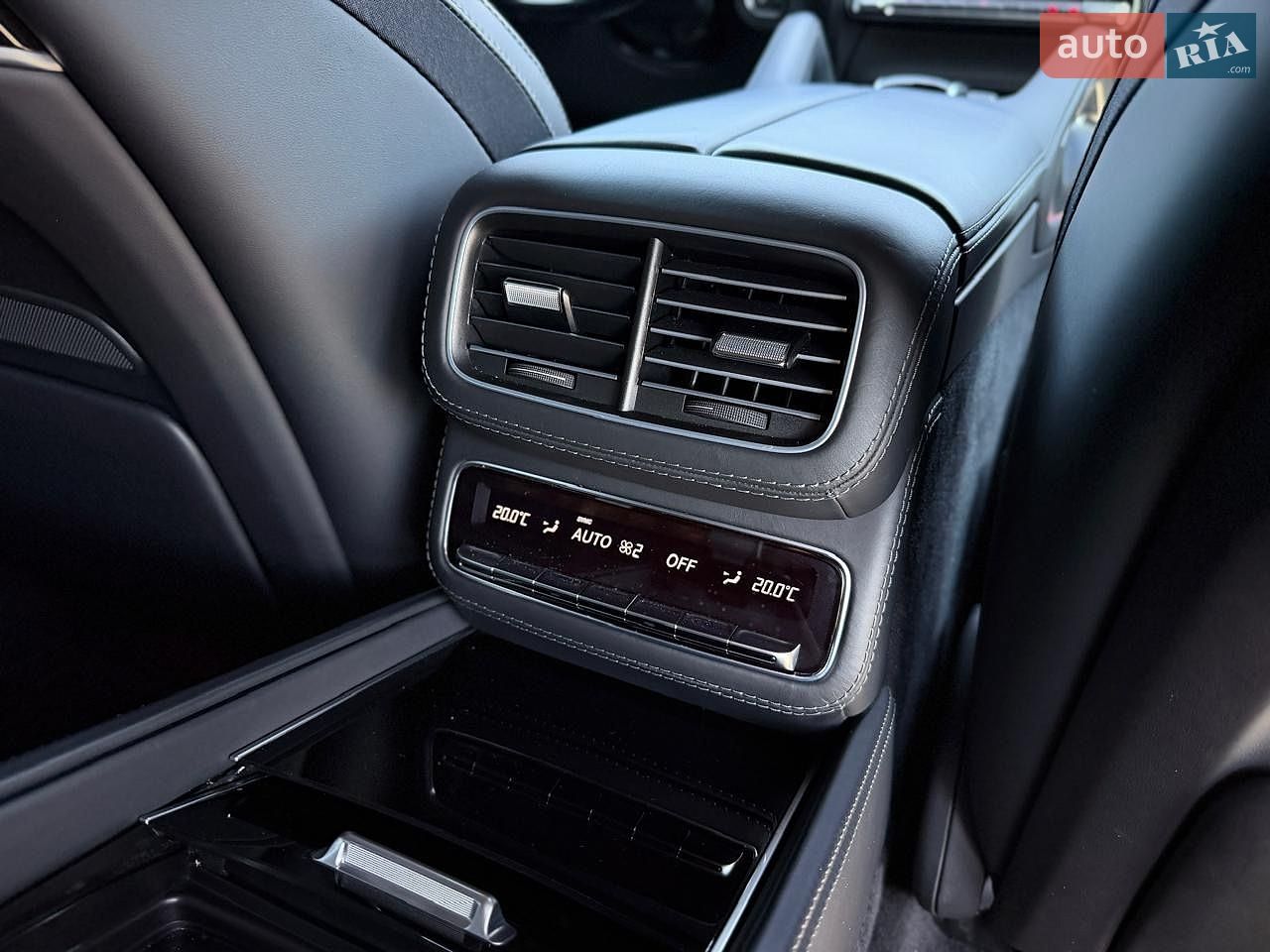 Mercedes-Benz Maybach 2022 VIN W1N1679871A656329 фото оголошення 56 з 95