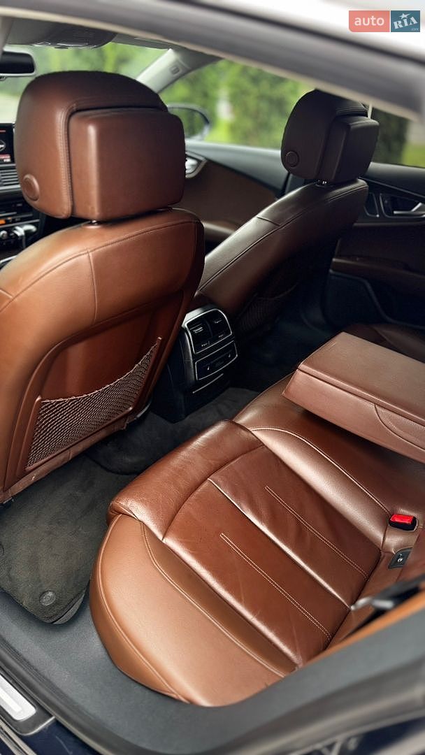 Audi A7 Sportback 2011 VIN WAUSGBFC5CN029080 фото оголошення 14 з 20