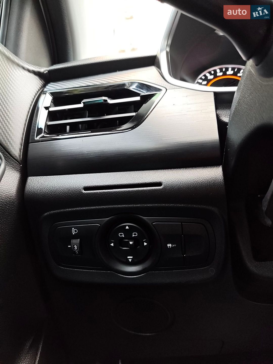 Chery Tiggo 2 Pro 2024 VIN LVVDB21B8SE013646 фото оголошення 23 з 24