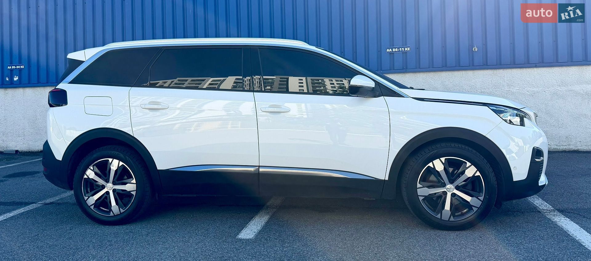 Peugeot 5008 2017 VIN VF3MCBHZWJL000947 фото оголошення 10 з 54