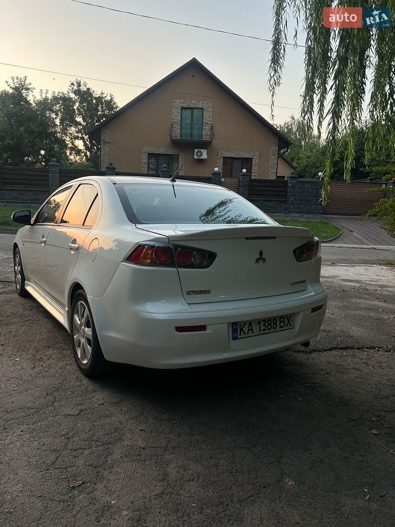 Mitsubishi Lancer 2015 VIN JA32U2FU6FU014777 фото оголошення 7 з 16