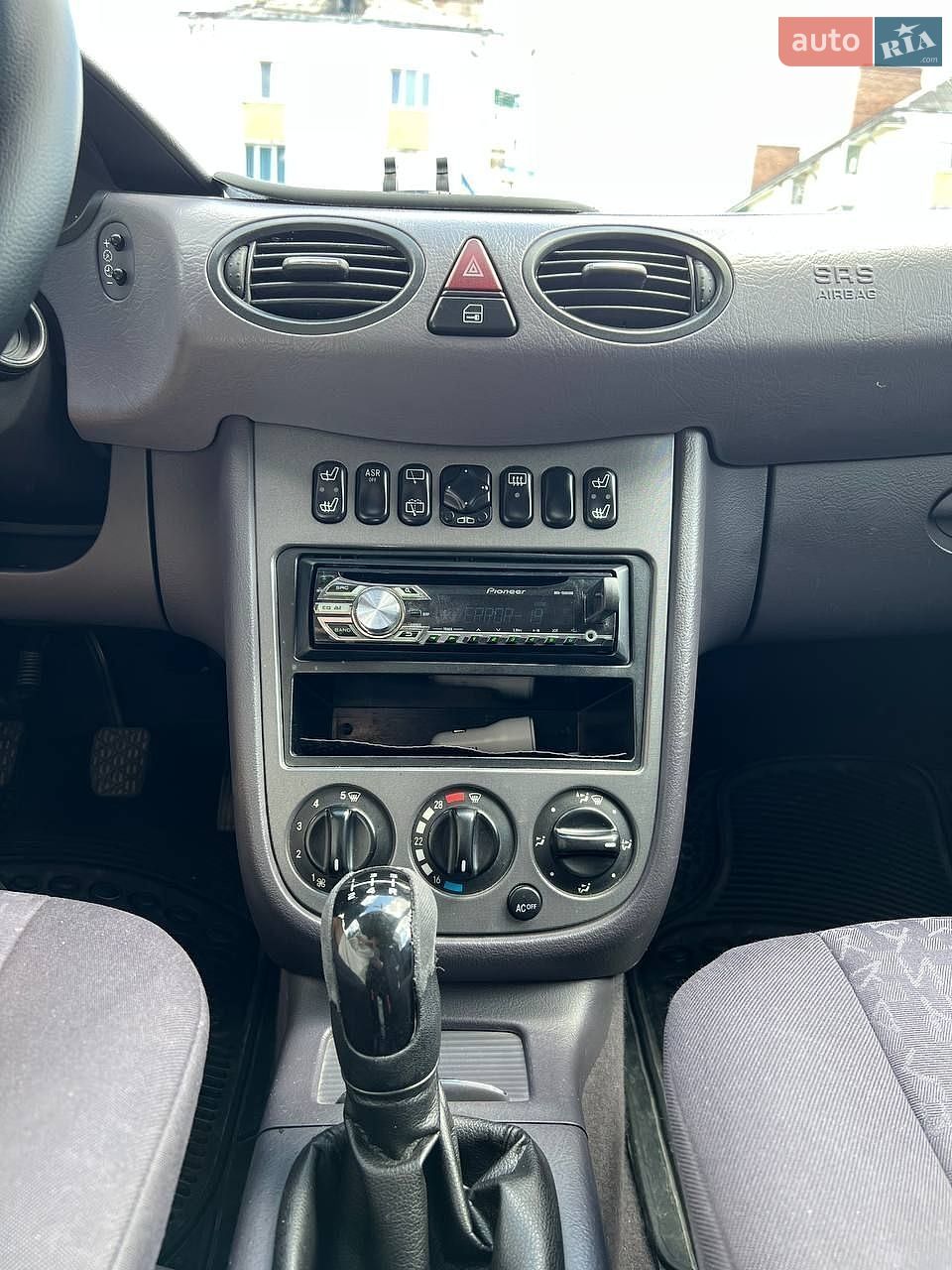 Mercedes-Benz A-Class 2003 VIN WDB1680331J889439 фото оголошення 5 з 16
