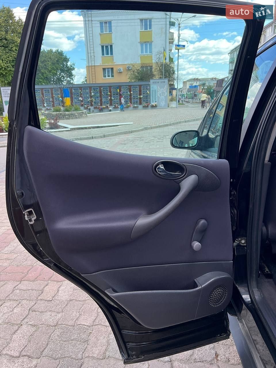 Mercedes-Benz A-Class 2003 VIN WDB1680331J889439 фото оголошення 6 з 16