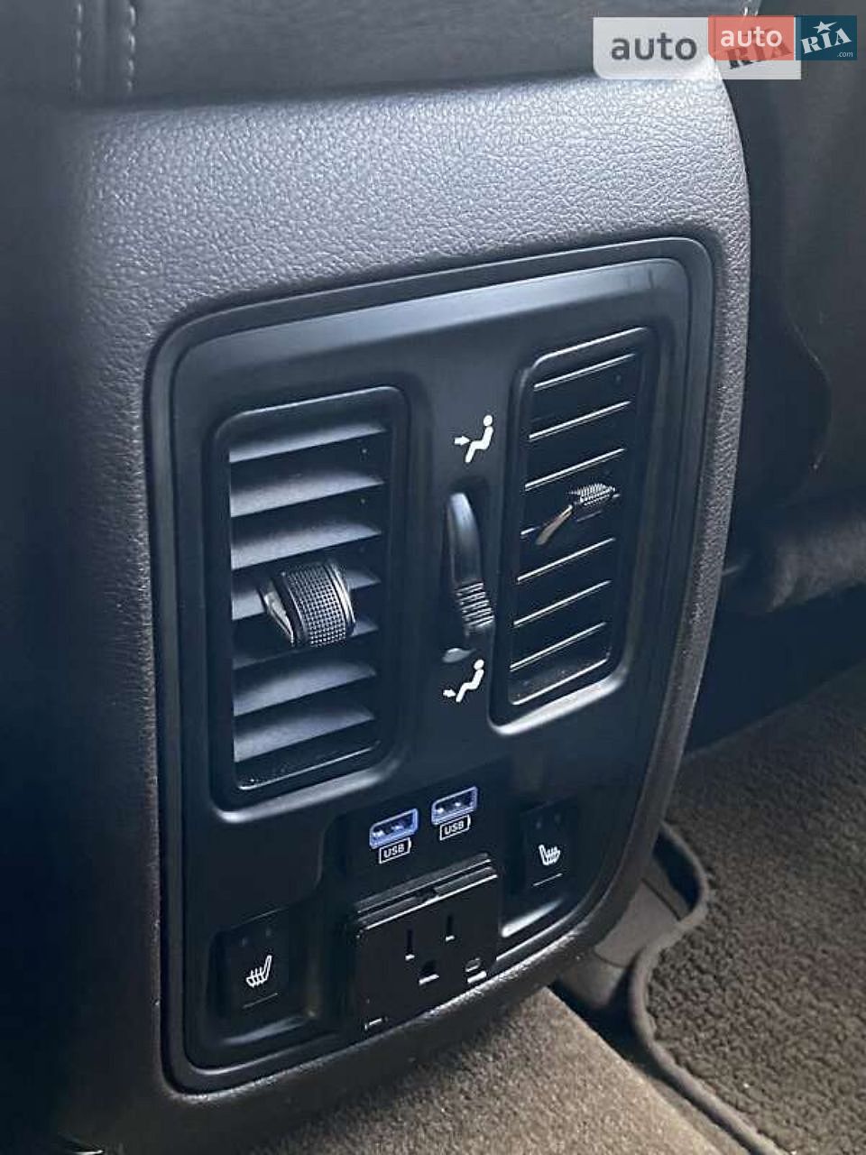 Jeep Grand Cherokee 2014 VIN 1C4RJFJM3EC538674 фото оголошення 7 з 34