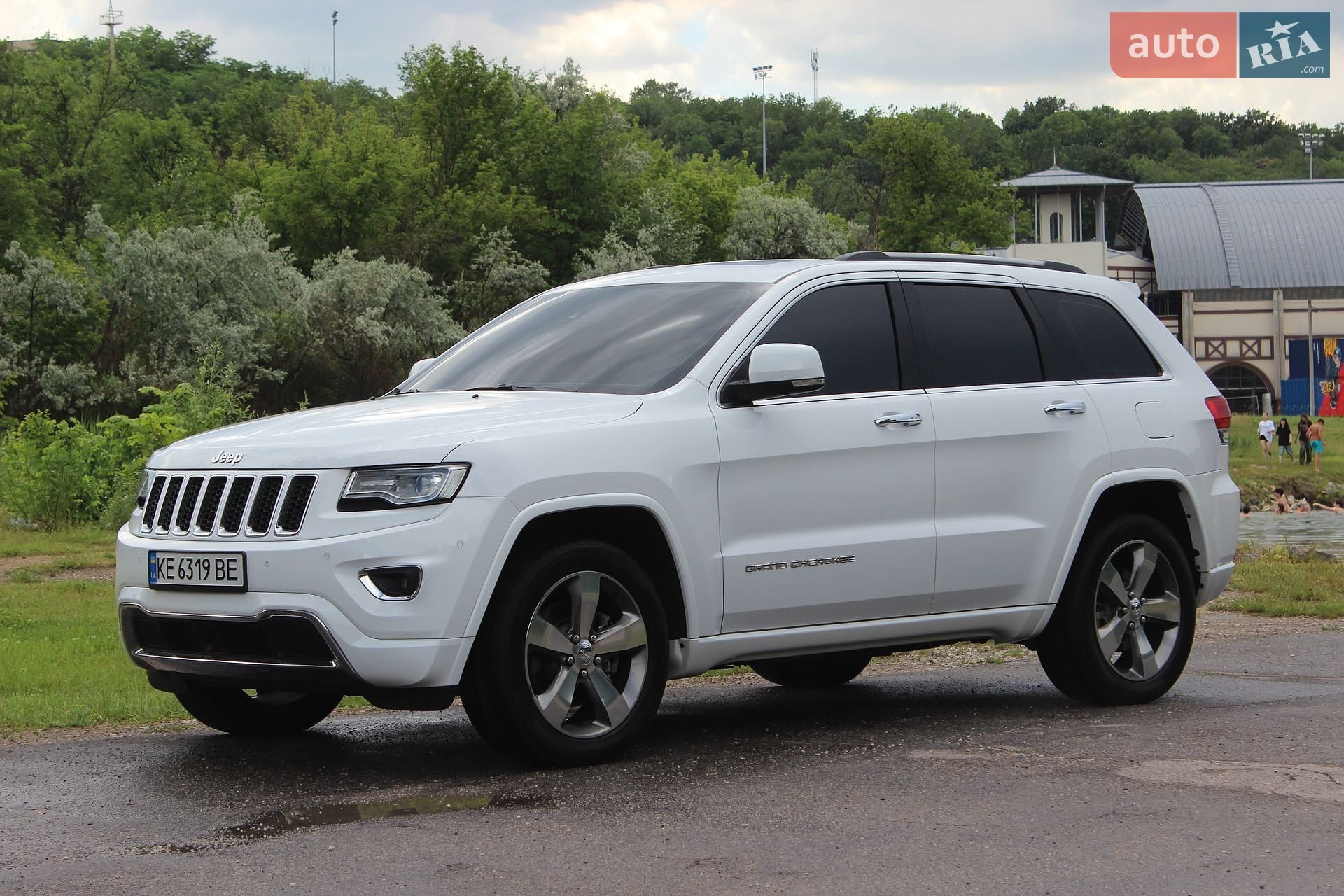 Jeep Grand Cherokee 2015 VIN 1C4RJFCM0FC110639 фото оголошення 3 з 69