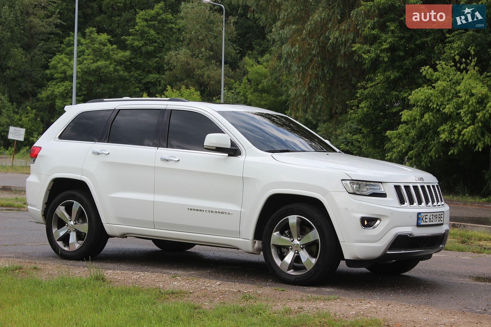 Jeep Grand Cherokee 2015 VIN 1C4RJFCM0FC110639 фото оголошення 12 з 69