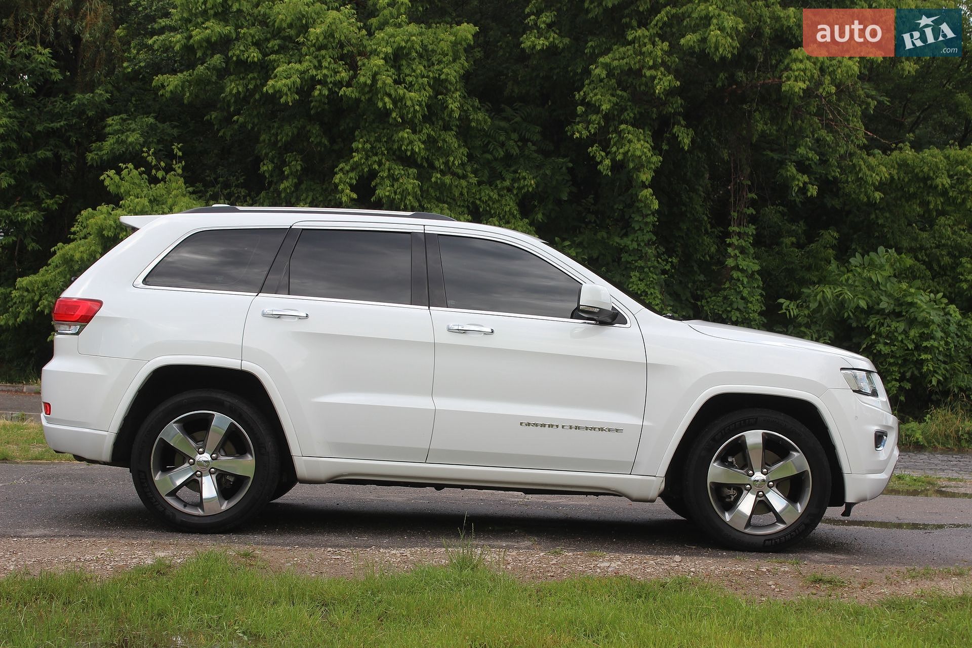 Jeep Grand Cherokee 2015 VIN 1C4RJFCM0FC110639 фото оголошення 13 з 69