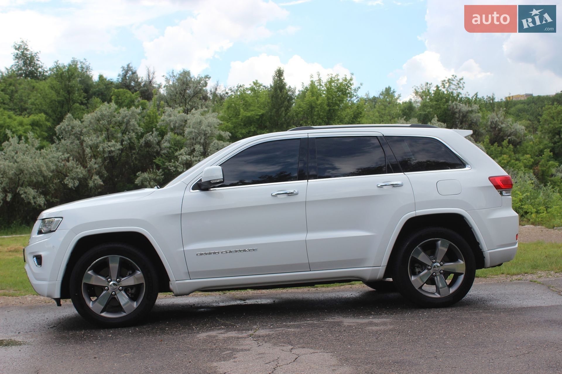 Jeep Grand Cherokee 2015 VIN 1C4RJFCM0FC110639 фото оголошення 17 з 69