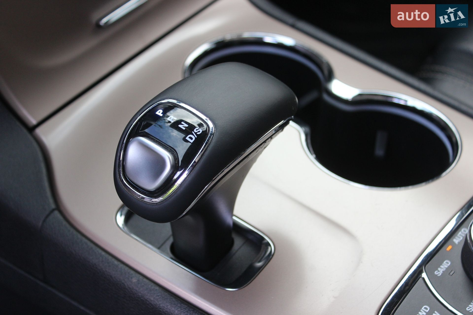 Jeep Grand Cherokee 2015 VIN 1C4RJFCM0FC110639 фото оголошення 51 з 69