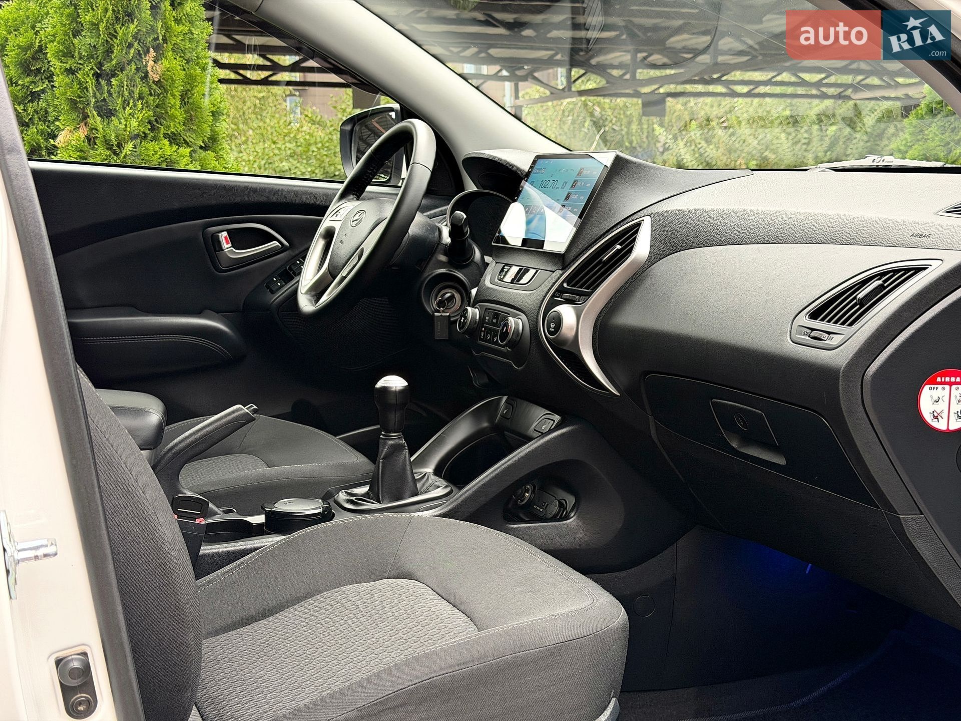 Hyundai ix35 2011 VIN TMAJT81BACJ240293 фото оголошення 40 з 78