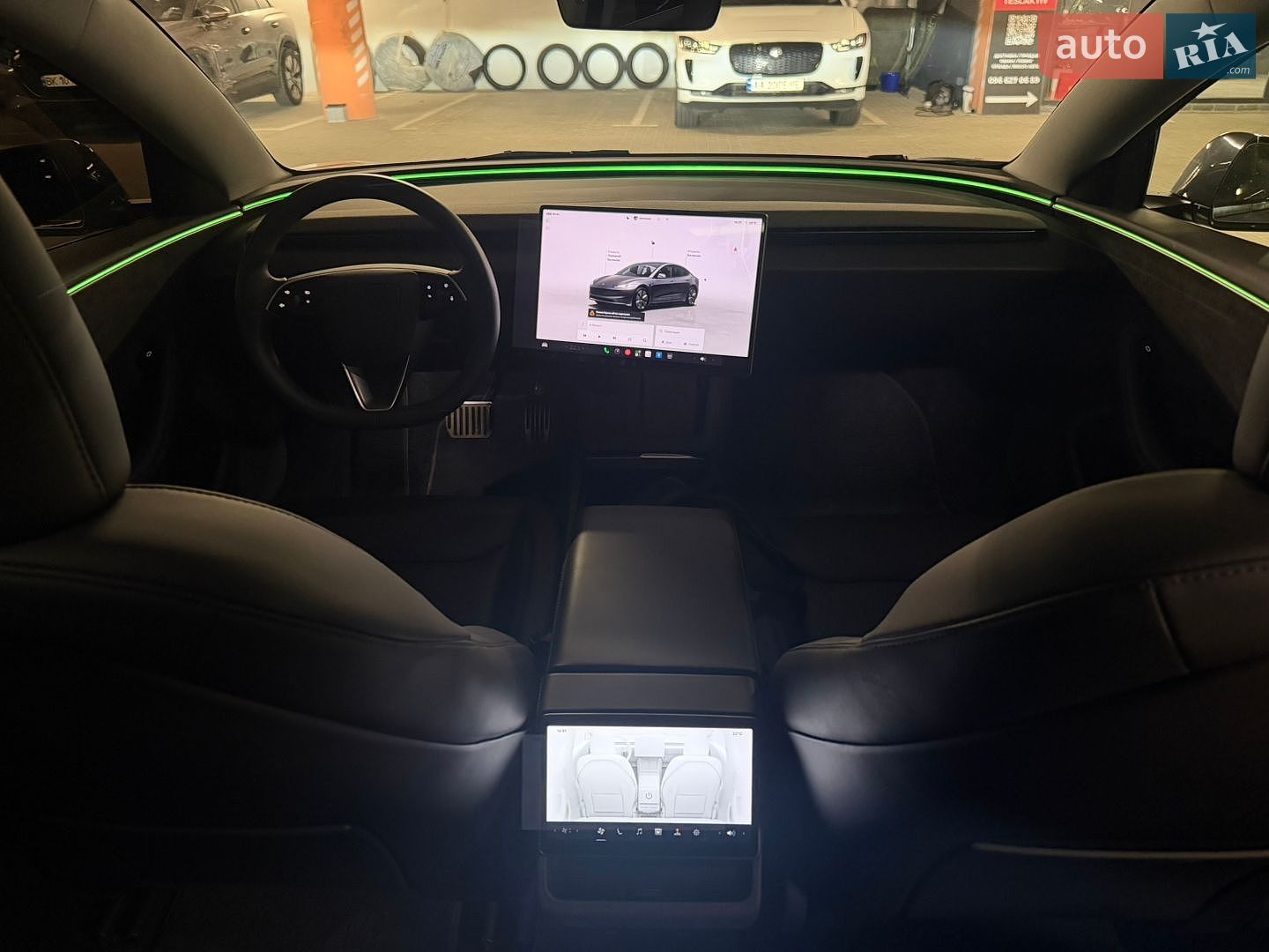 Tesla Model 3 2025 VIN 5YJ3E1EB5SF996415 фото оголошення 18 з 19