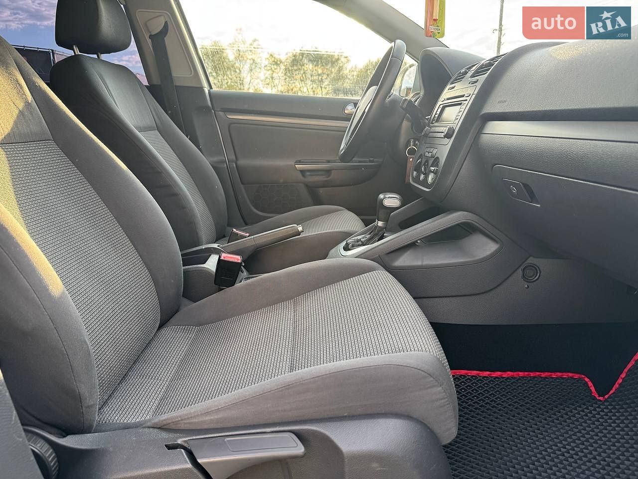 Volkswagen Golf 2008 VIN WVWZZZ1KZ8M275983 фото оголошення 13 з 19