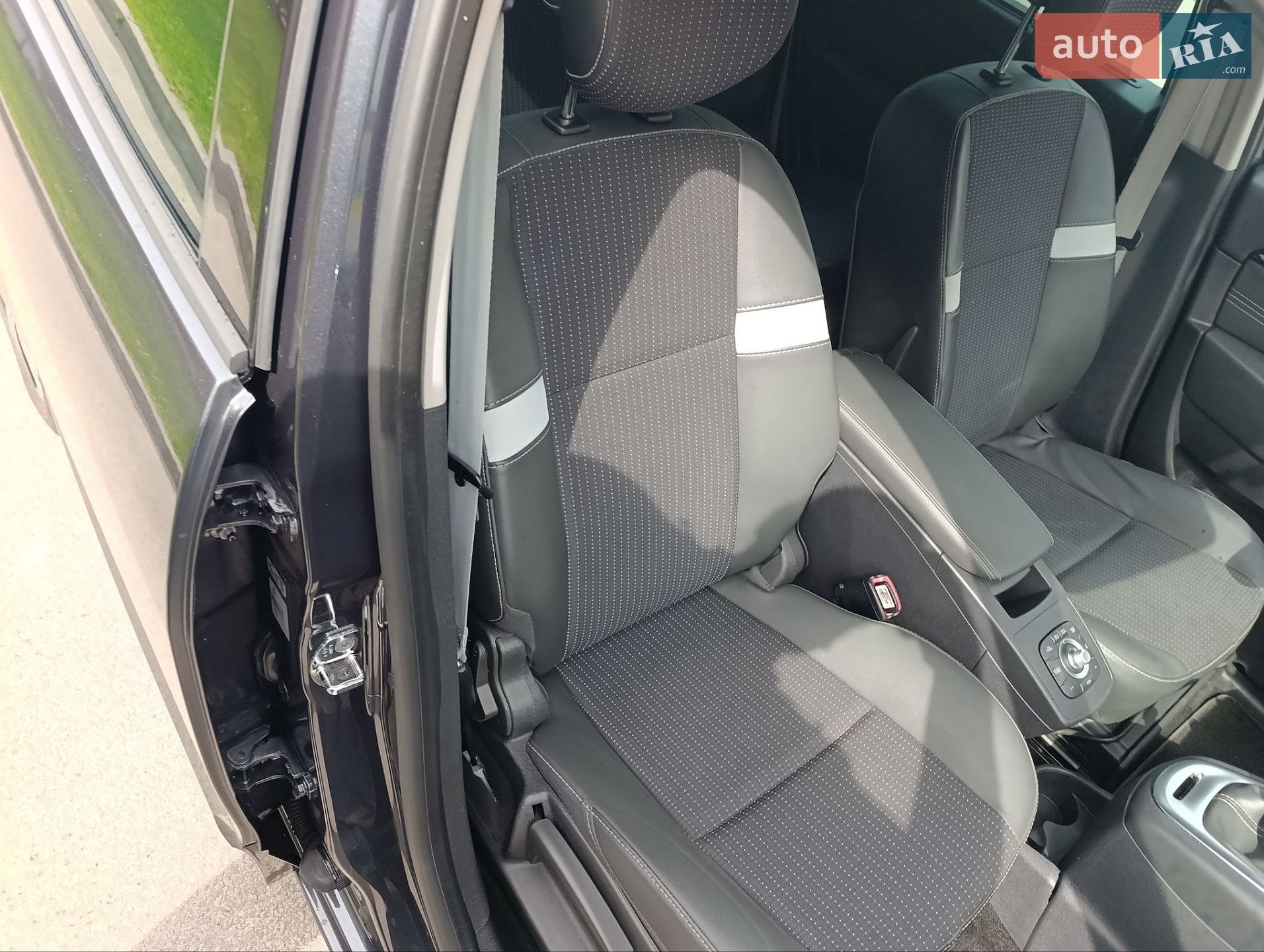 Renault Grand Scenic 2011 VIN VF1JZ1GB646138930 фото оголошення 25 з 40