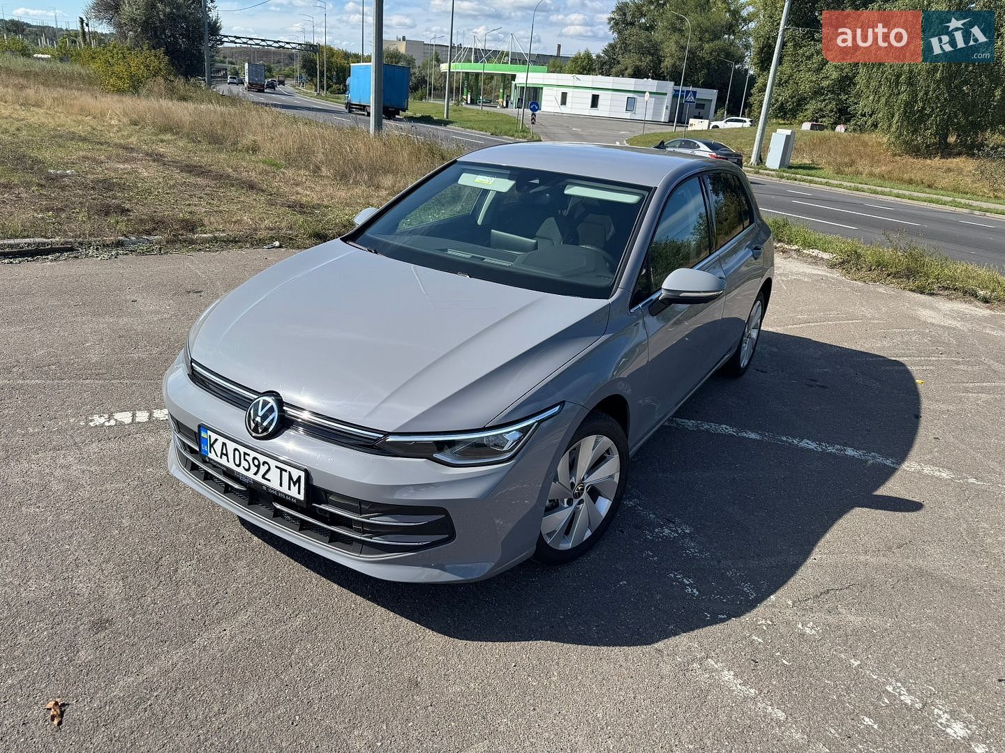 Volkswagen Golf 2025 VIN WVWZZZCD7SW034131 фото оголошення 2 з 41